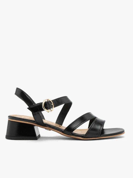 Schwarze niedrige Stiletto-Sandalen