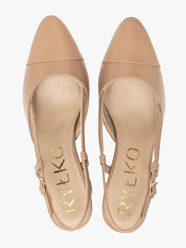 Beżowe czółenka typu slingback