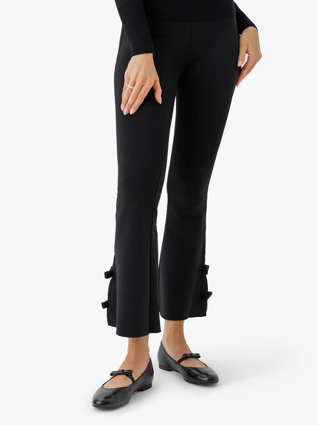 Black Retro Ballet Flats