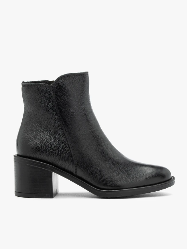 Schwarze Stöckelschuhe