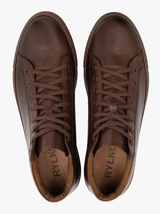Braune Sportstiefel aus Leder