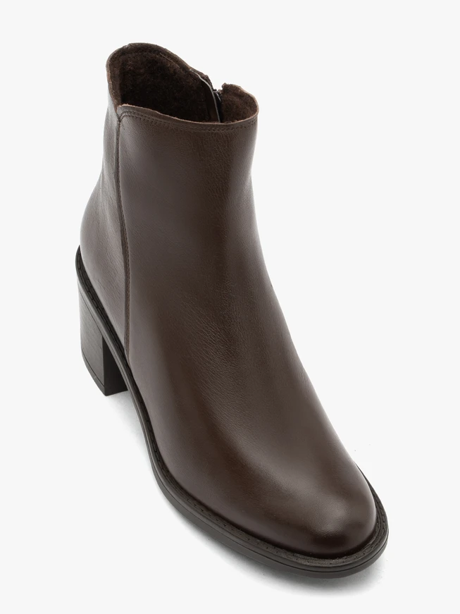 Dunkelbraune Stiletto-Stiefel