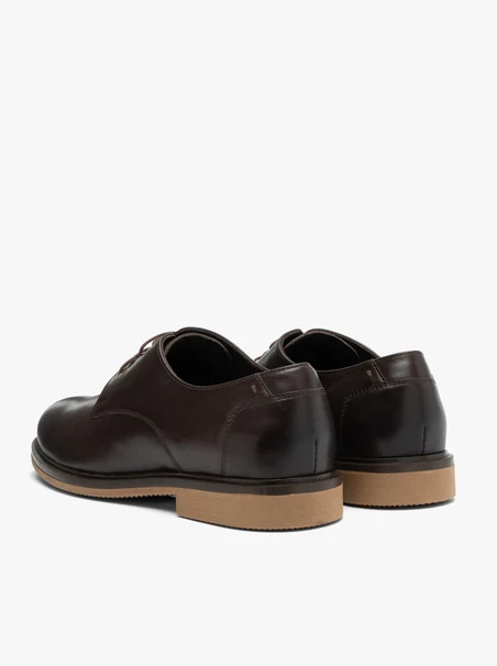 Braune Freizeit-Halbschuhe aus Leder