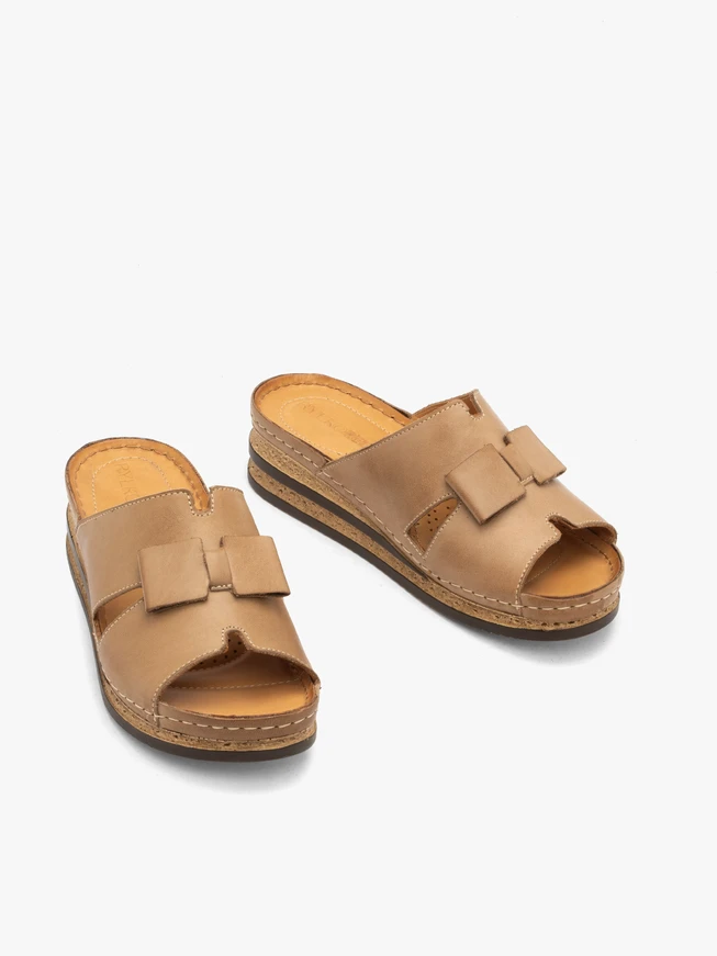 Beige Damen-Flip-Flops mit Plateau