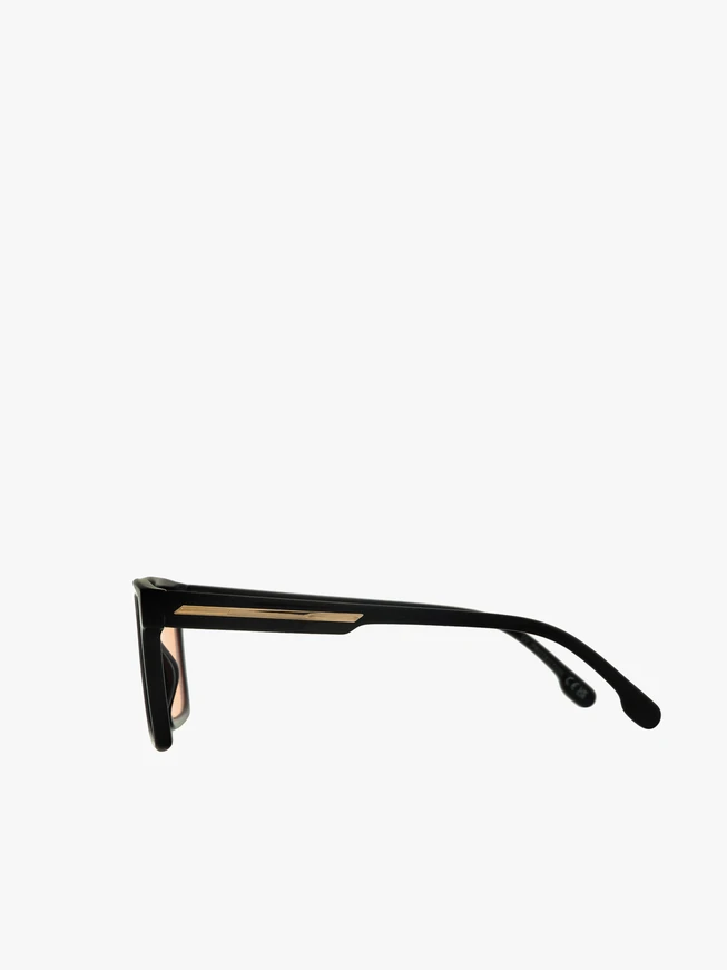 Men’s sunglasses with orange lenses