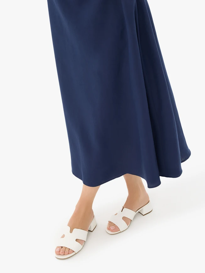 White small-heel slides