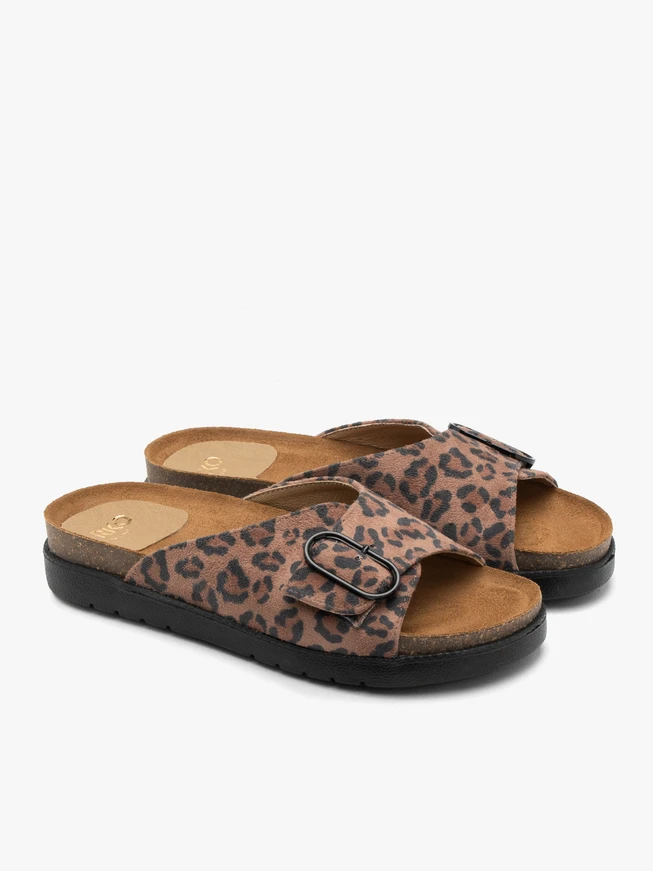 Leopard-print slides