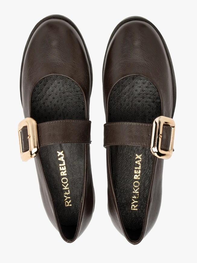 Braune Mary Jane Pumps mit Schnallenverzierung