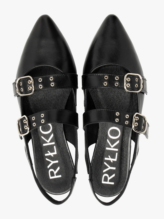 Schwarze absatzlose Ballerinas