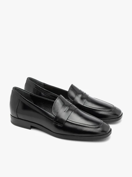 Black minimalist moccasins