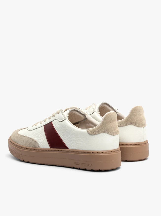 Mehrfarbige Sporthalbschuhe für Frauen