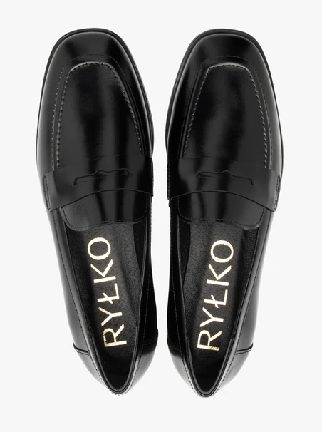 Black minimalist moccasins