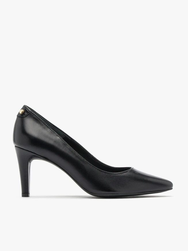 Stiletto pumps