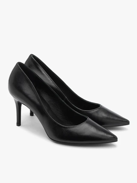 Black stiletto pumps
