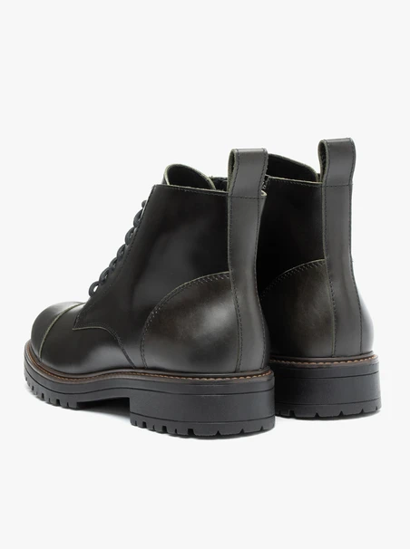 Dunkelgrüne Vollnarbenlederstiefel