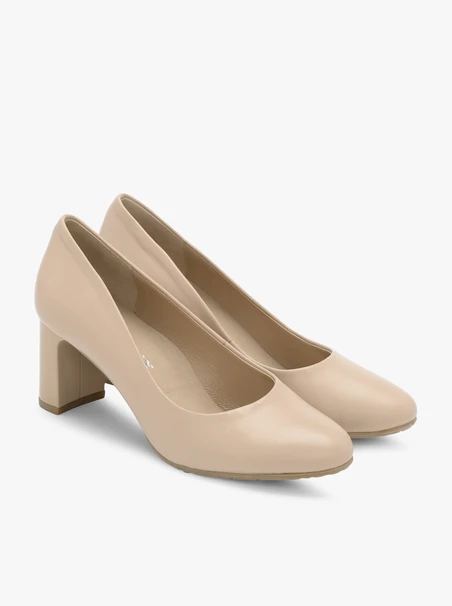 Beigefarbene Pumps mit Stilettoabsatz