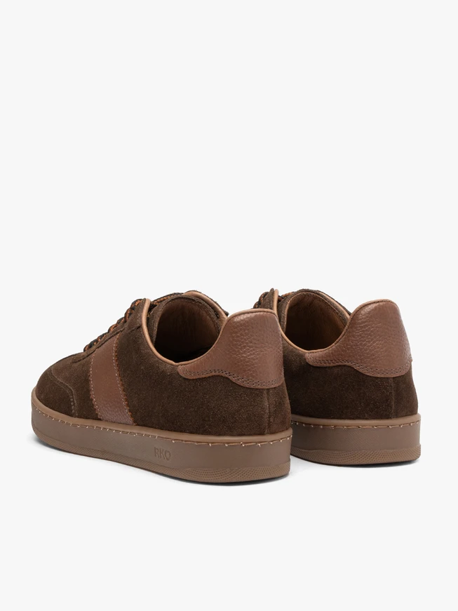 Braune Sporthalbschuhe für Frauen