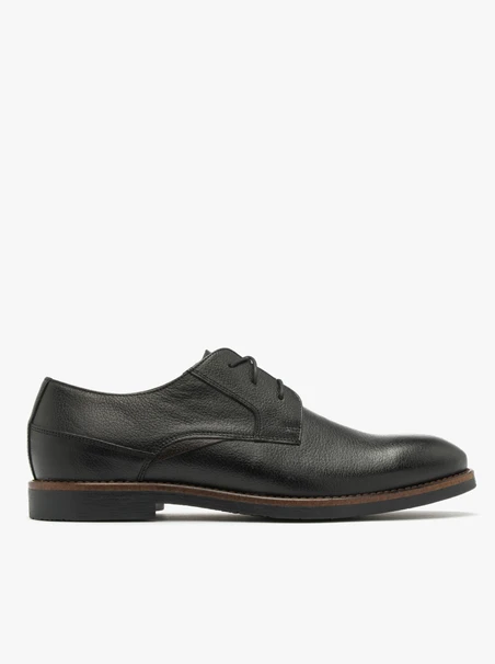 Schwarze Halbschuhe für Männer mit braunen Stollen