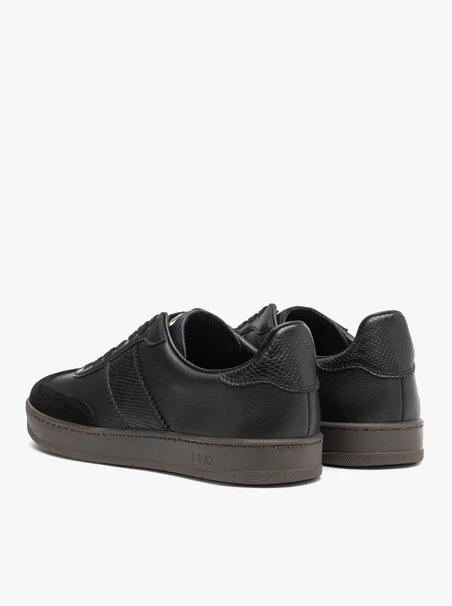 Black women's lace-up sporty shoes