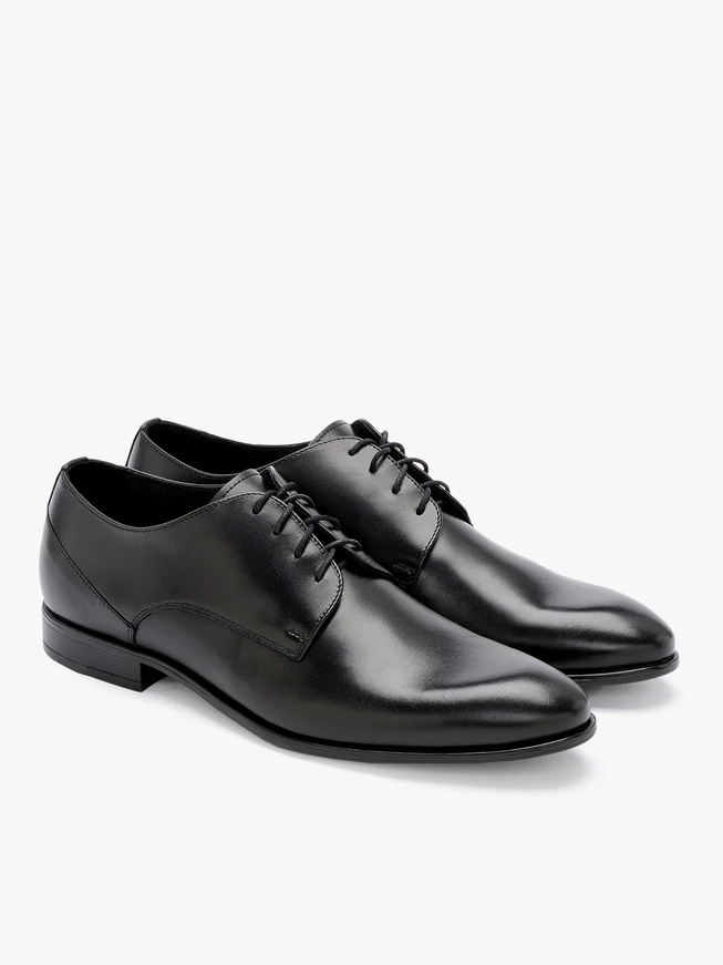 Black men’s shoes