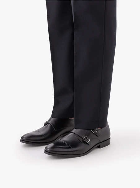 Monk shoes with decorative stitching