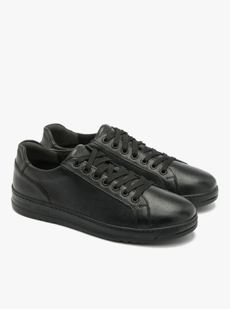Black sporty shoes