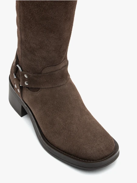 Brązowe kozaki biker boots ze skóry welurowej