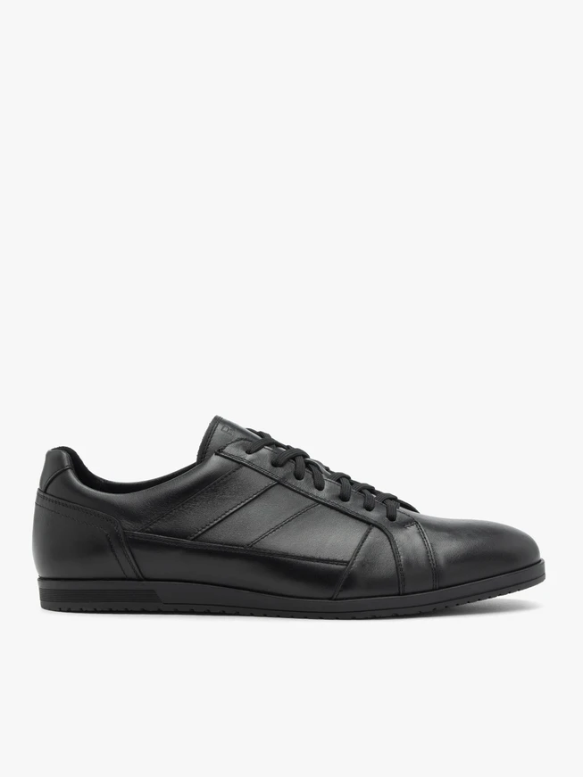 Black casual lace-up shoes