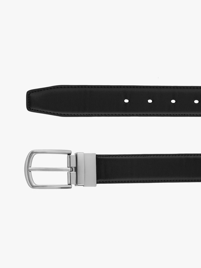 Reversible black and navy belt