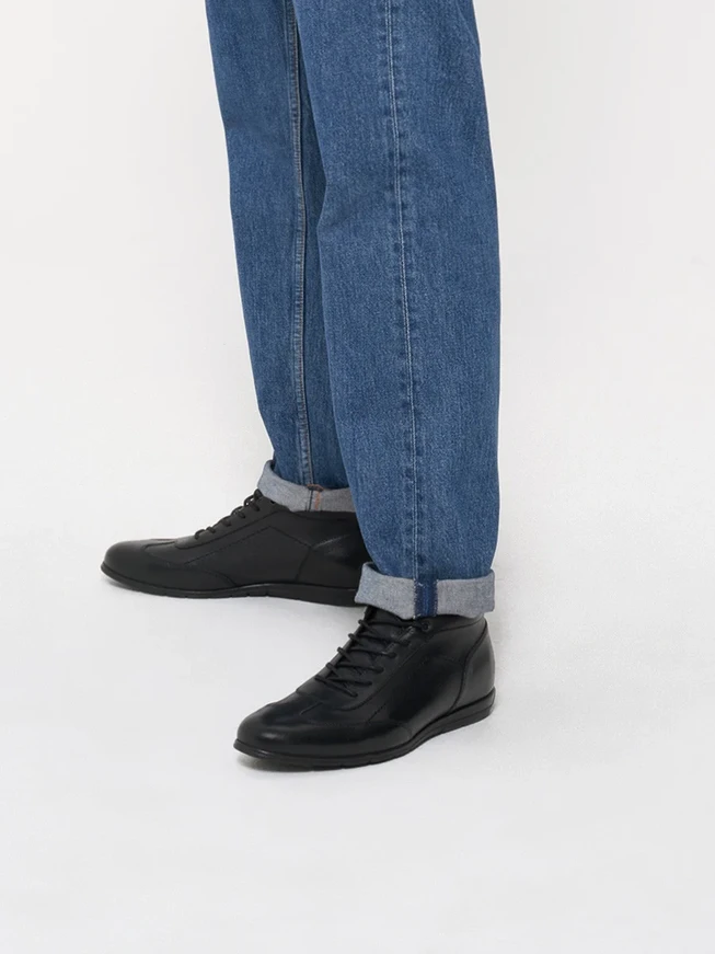 Schwarze Herrenstiefel