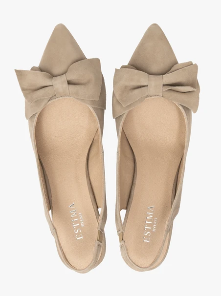Beżowe czółenka slingback z kokardą