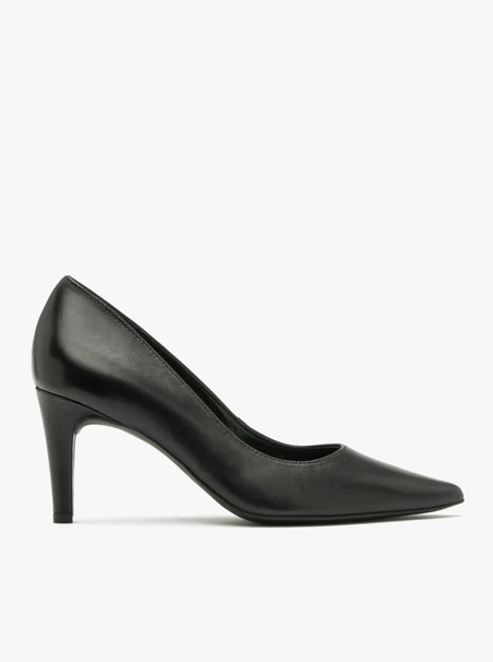 Stiletto pumps