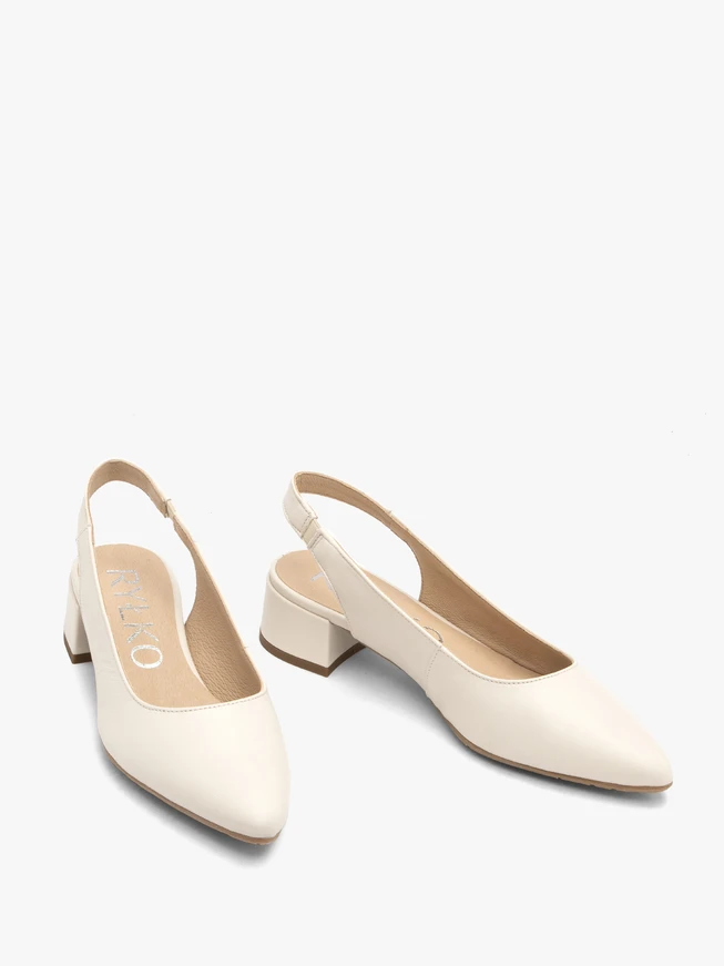Cremefarbene Slingback-Pumps ohne Absatz