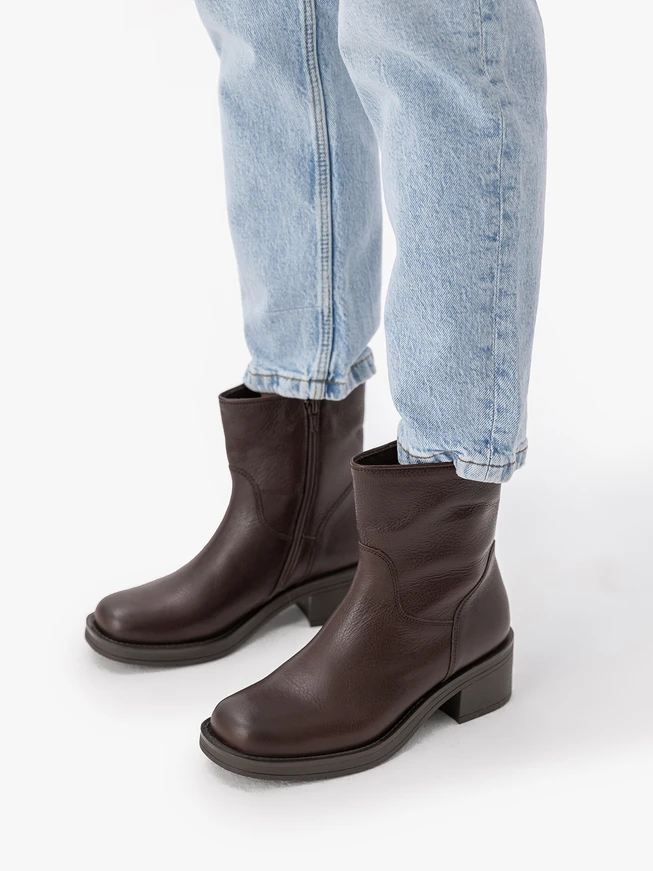 Brown Women’s Leather Boots