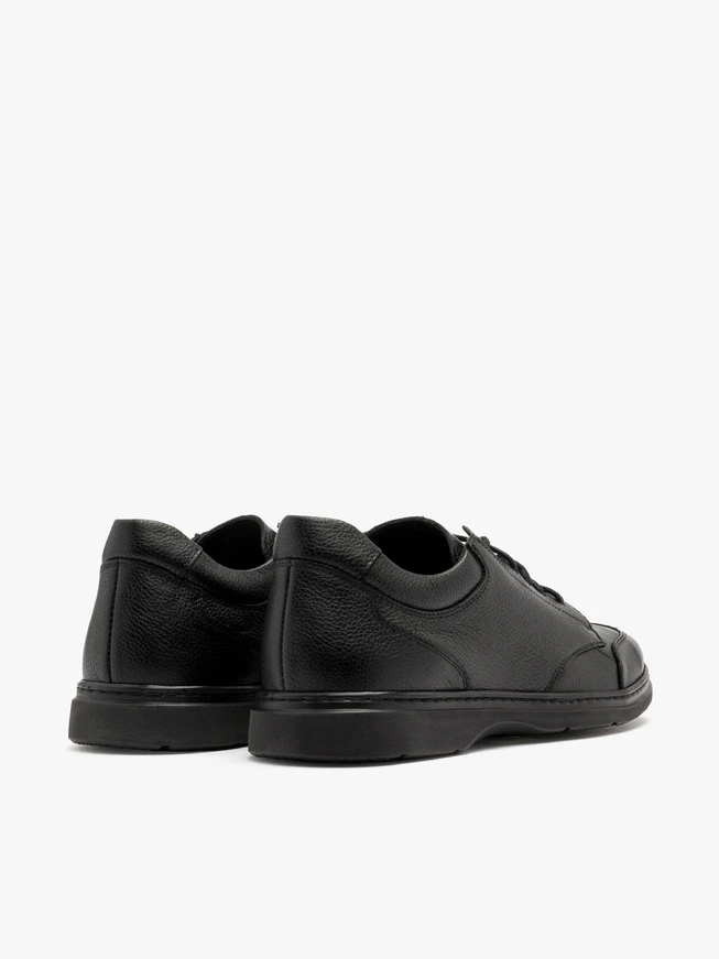 Black men’s shoe