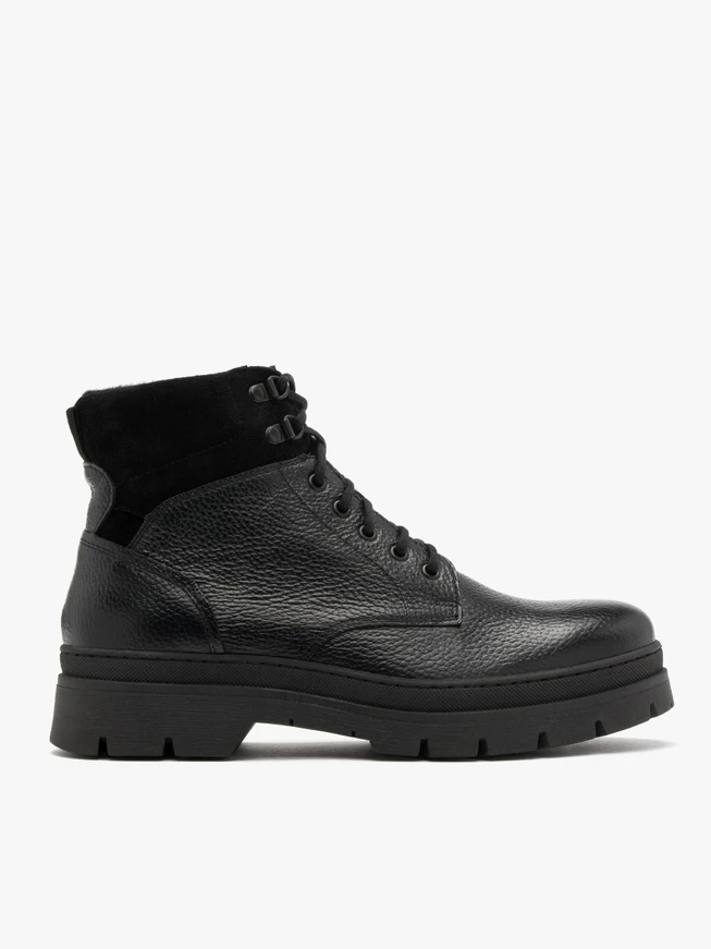 Black men’s boot