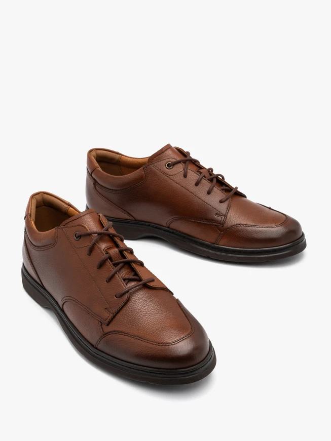 Braune Herrenhalbschuhe