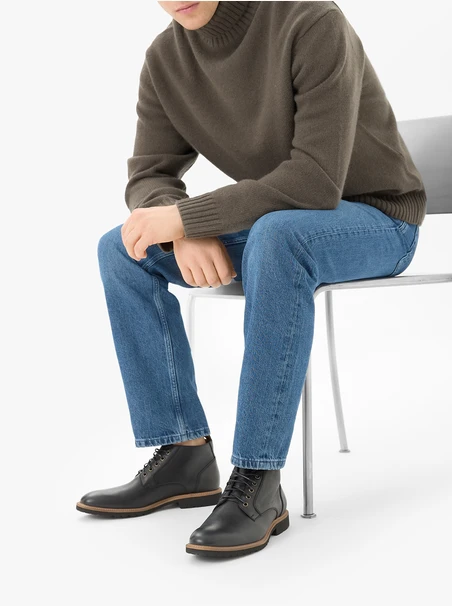 Black men’s casual boots