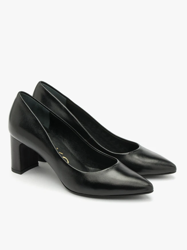 Schwarze Stiletto-Pumps