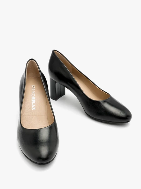 Schwarze Stiletto-Pumps