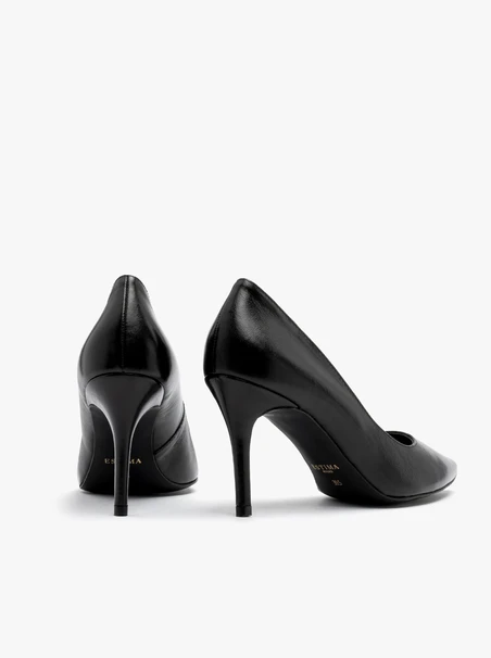 Black stiletto pumps