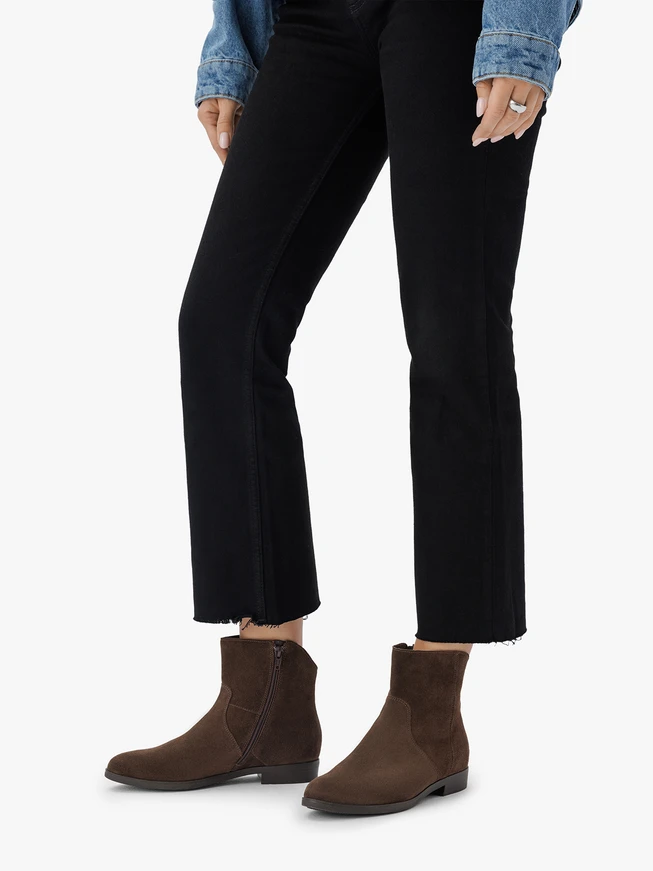 Braune kurze Cowboystiefel