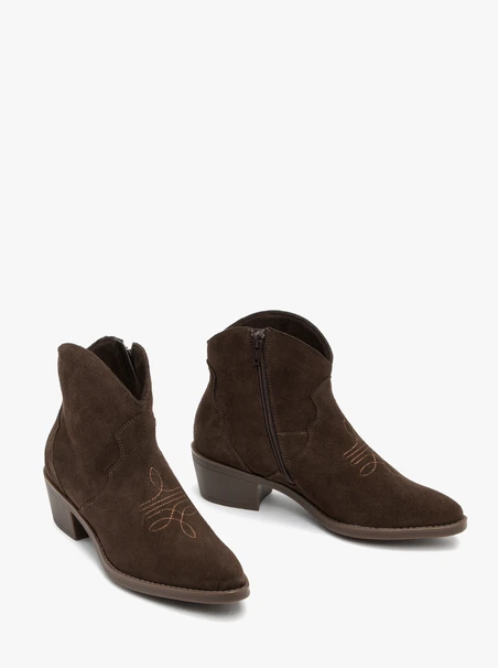 Dunkelbraune Velourstiefel