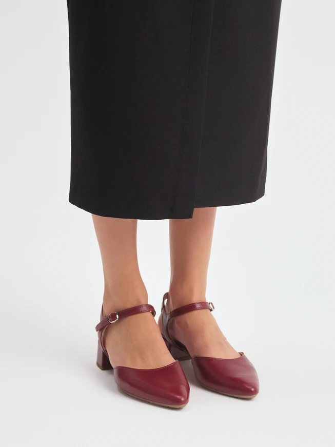 Kastanienbraune Damen Slingback-Pumps ohne Absatz