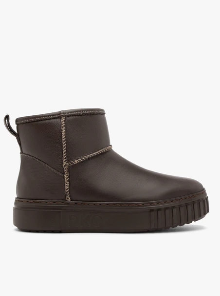 Isolierte Schneestiefel aus braunem Leder