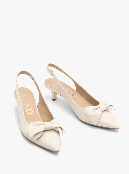 Kremowe czółenka damskie slingback na kaczuszce