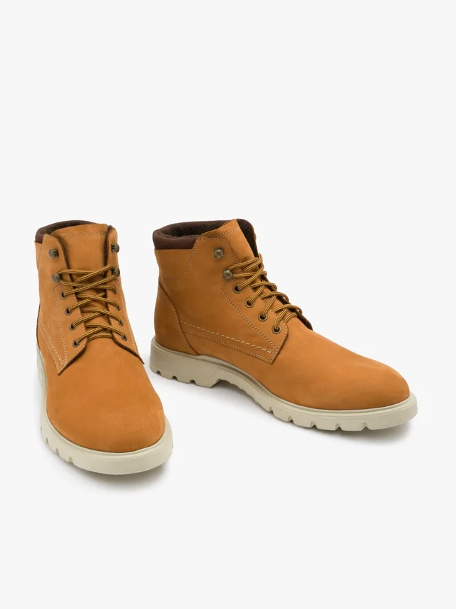 Hellbraune Herrenstiefel