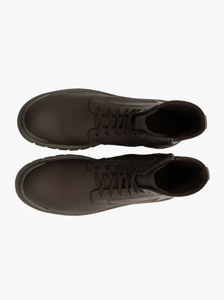 Braune Herrenstiefel