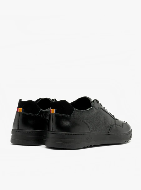 Black sporty shoes