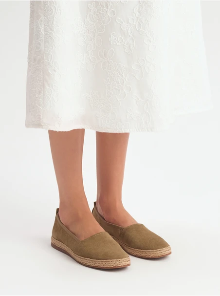 Damen-Espadrilles in Oliv